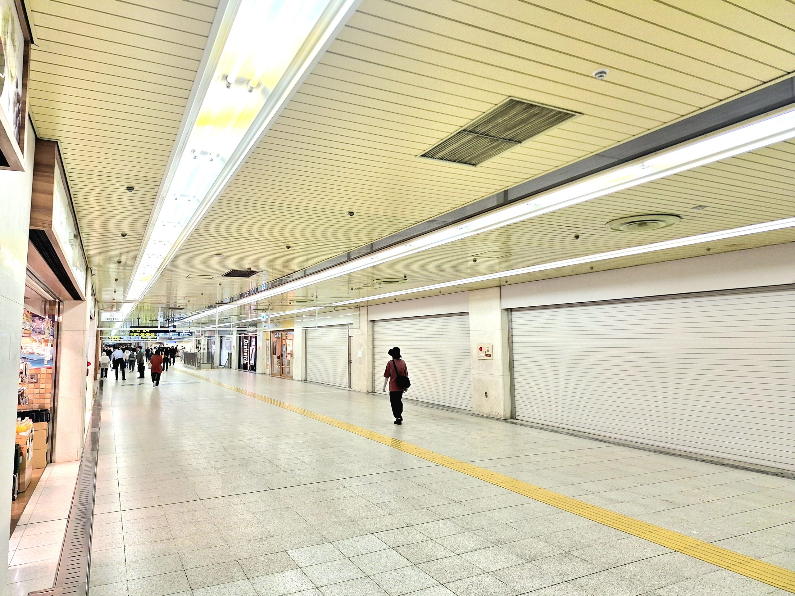 札幌「テレビ塔下ロッテリア」跡地に吉野家がカフェ風出店、地下街の顔が交代
